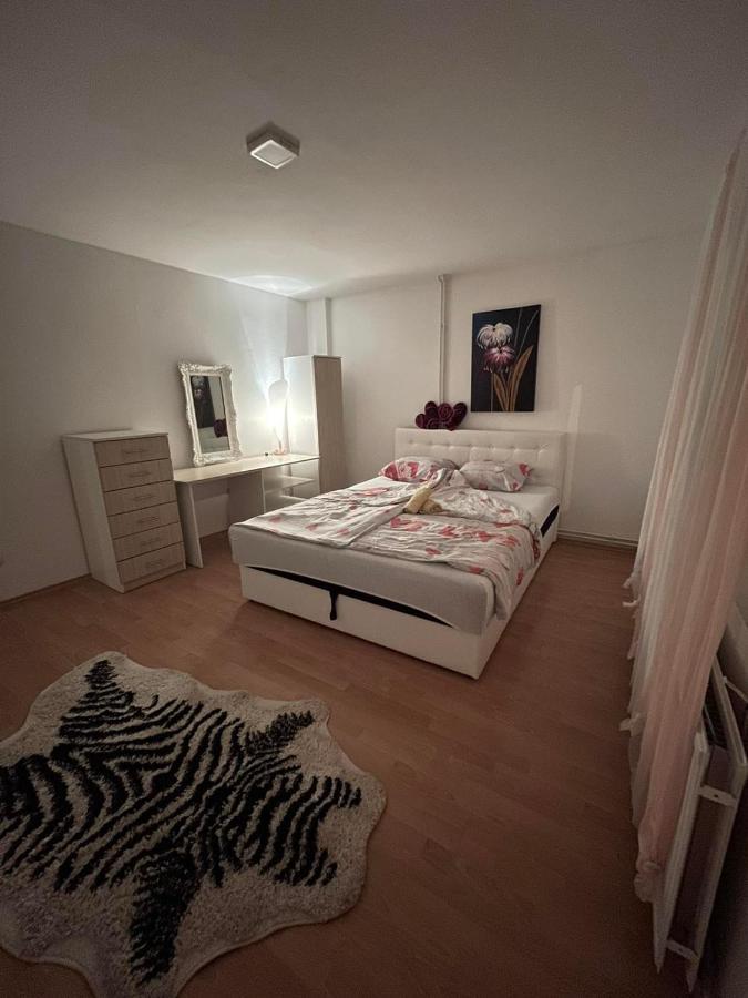 Apartman City Lejlighed Tuzla Eksteriør billede